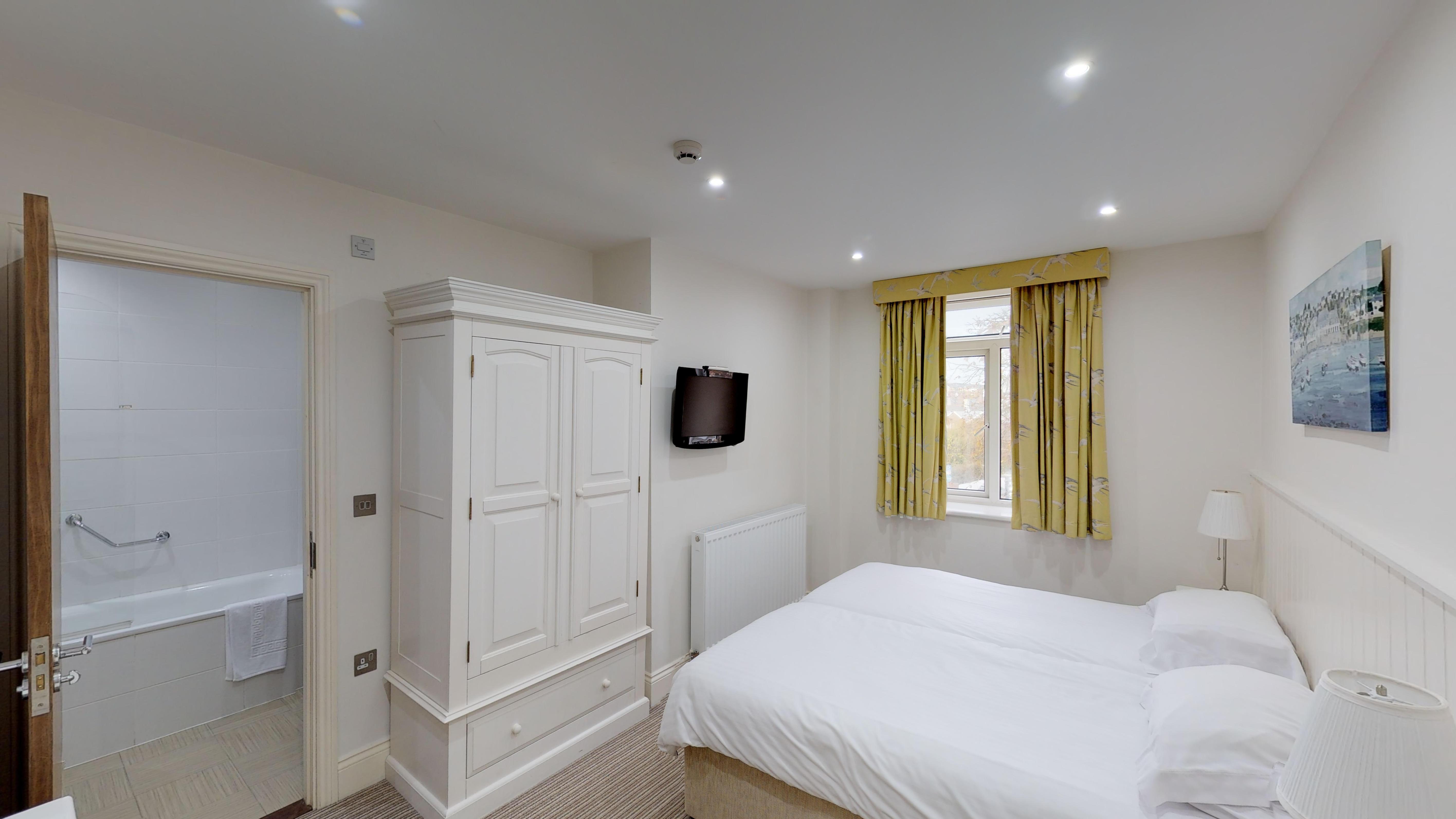 Ommaroo Hotel Saint Helier Ngoại thất bức ảnh