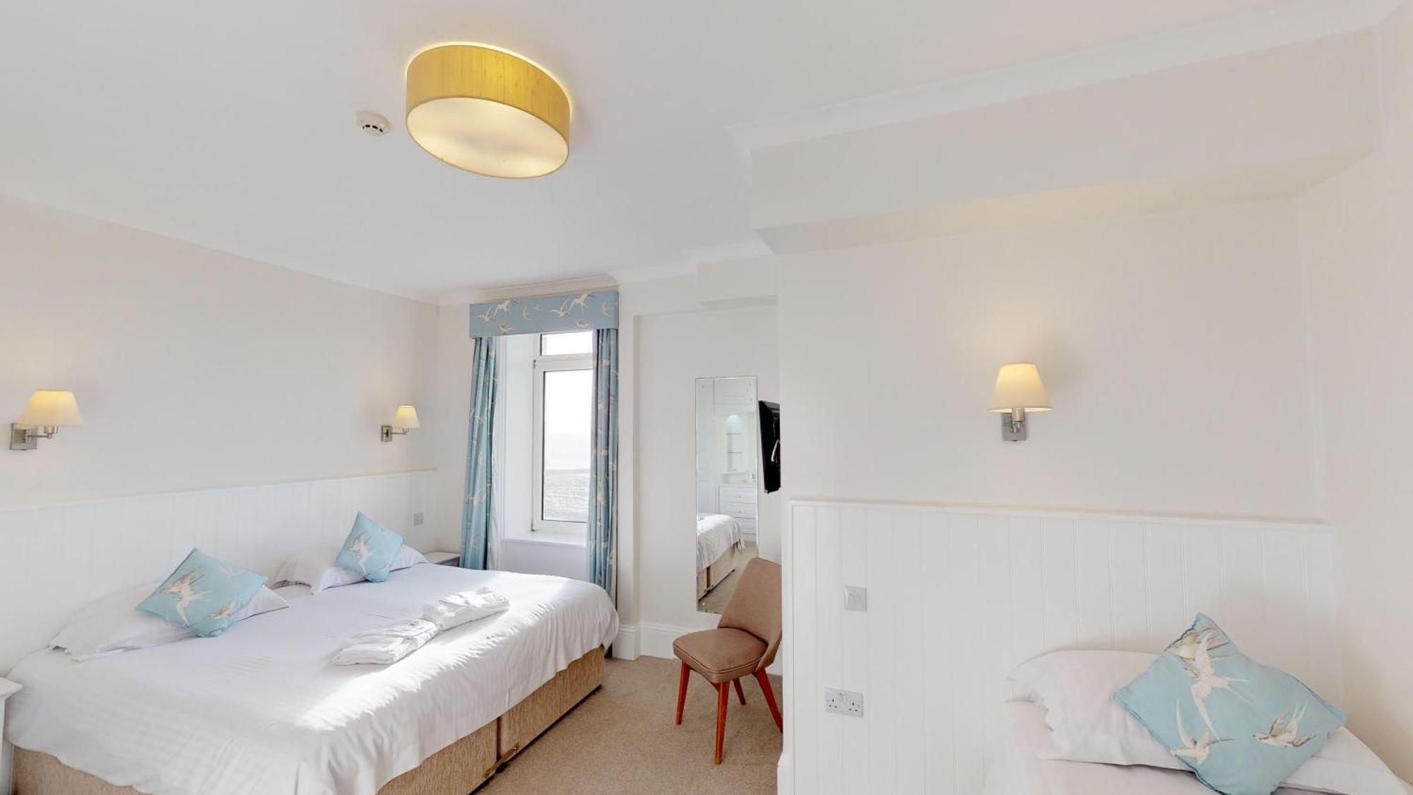 Ommaroo Hotel Saint Helier Phòng bức ảnh