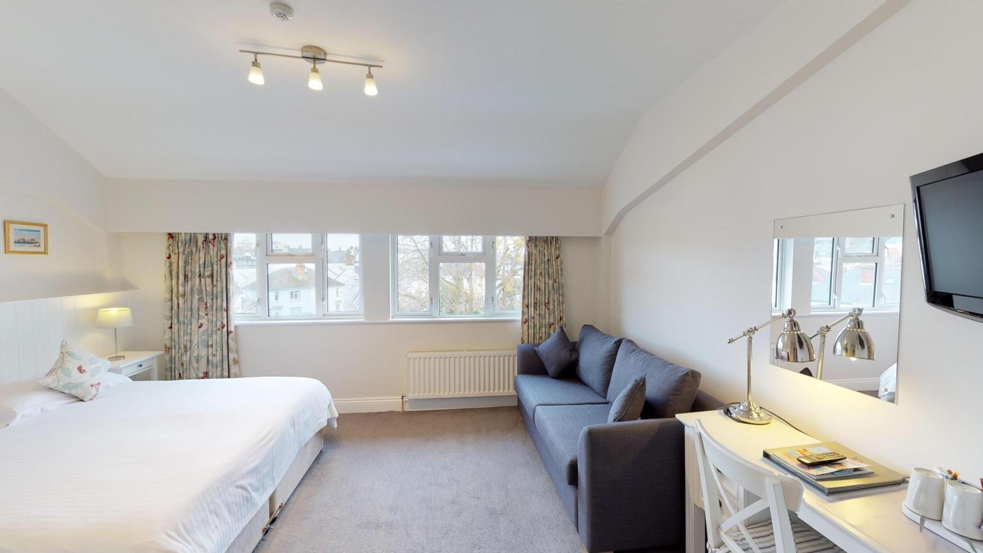Ommaroo Hotel Saint Helier Phòng bức ảnh
