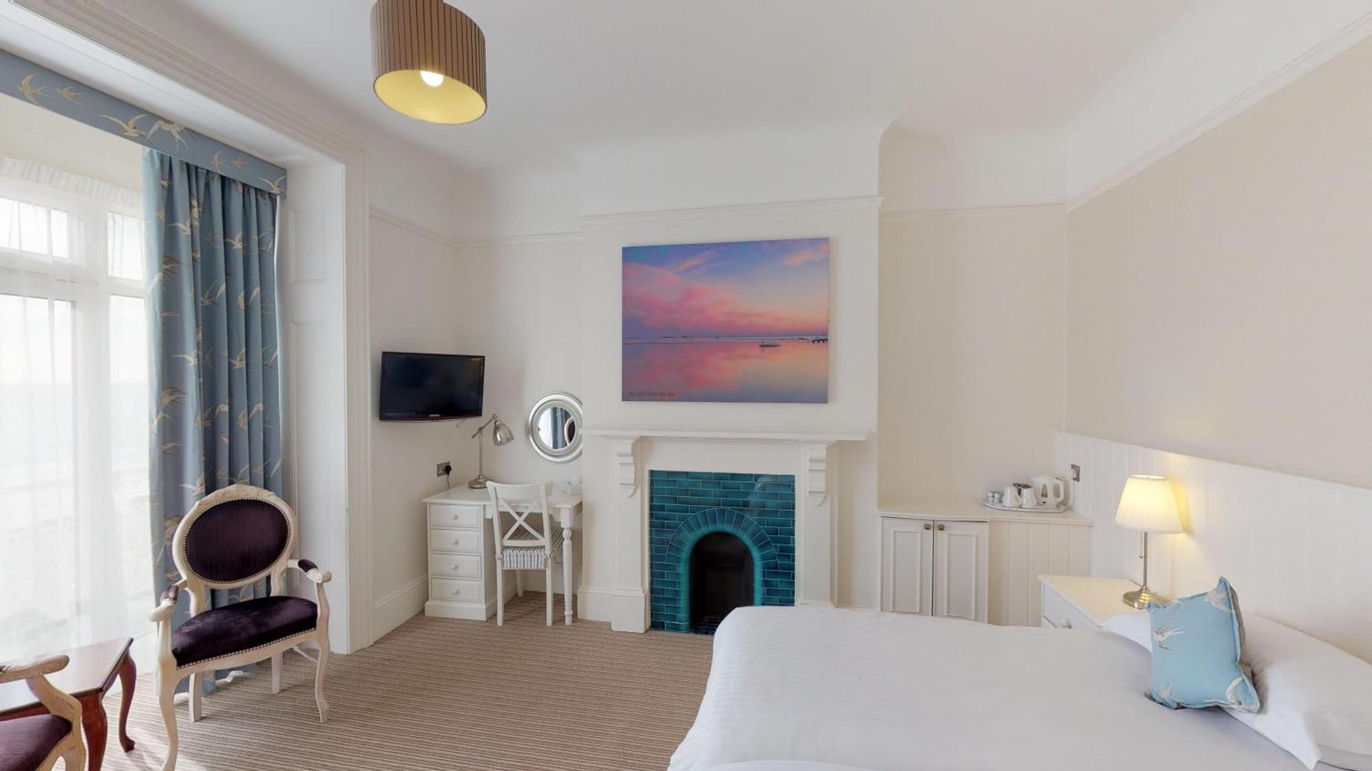 Ommaroo Hotel Saint Helier Phòng bức ảnh
